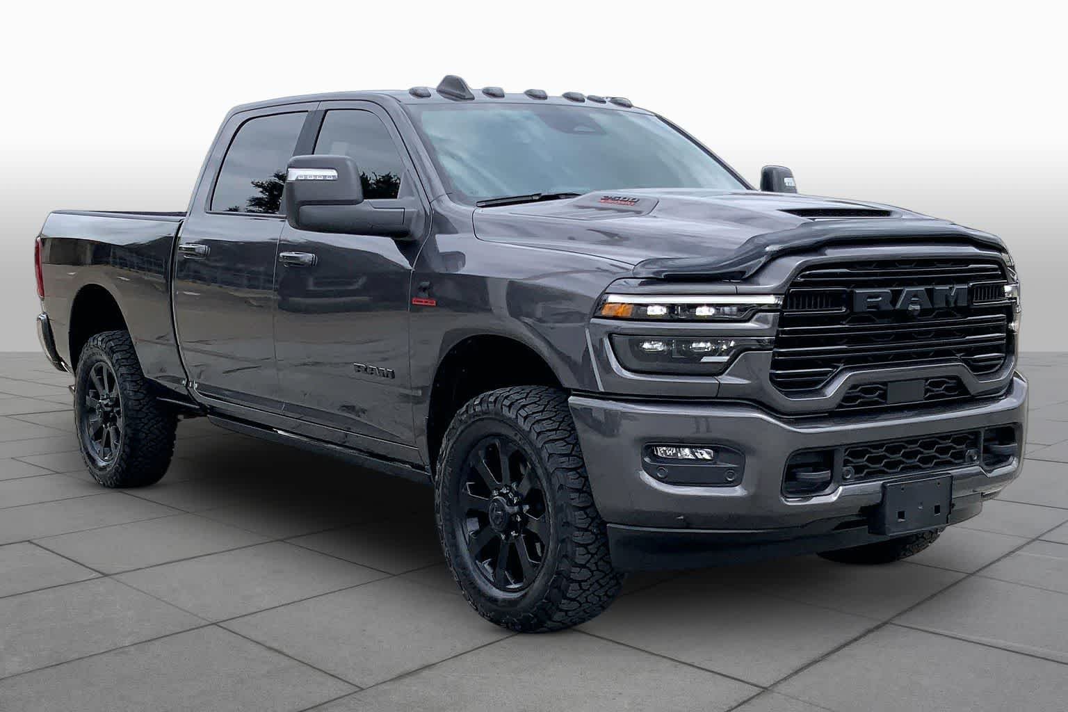 Used 2025 Granite Crystal Metallic Clearcoat Ram Laramie image 3