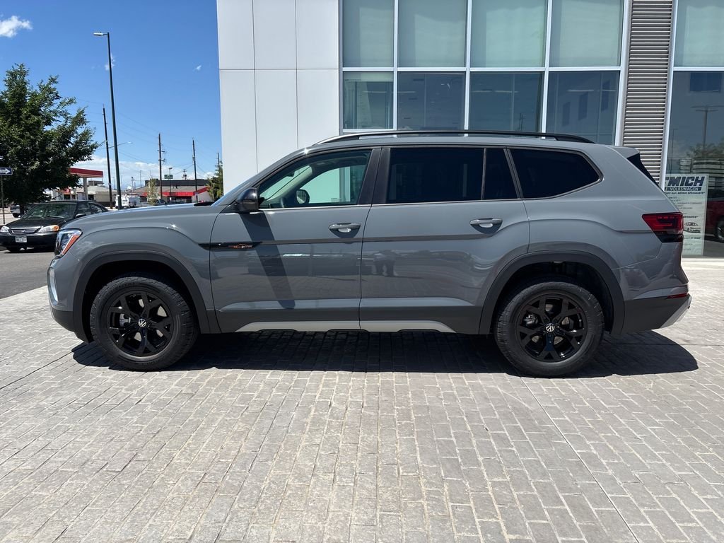 New 2026 Pure Gray Volkswagen 2.0T Peak Edition image 2