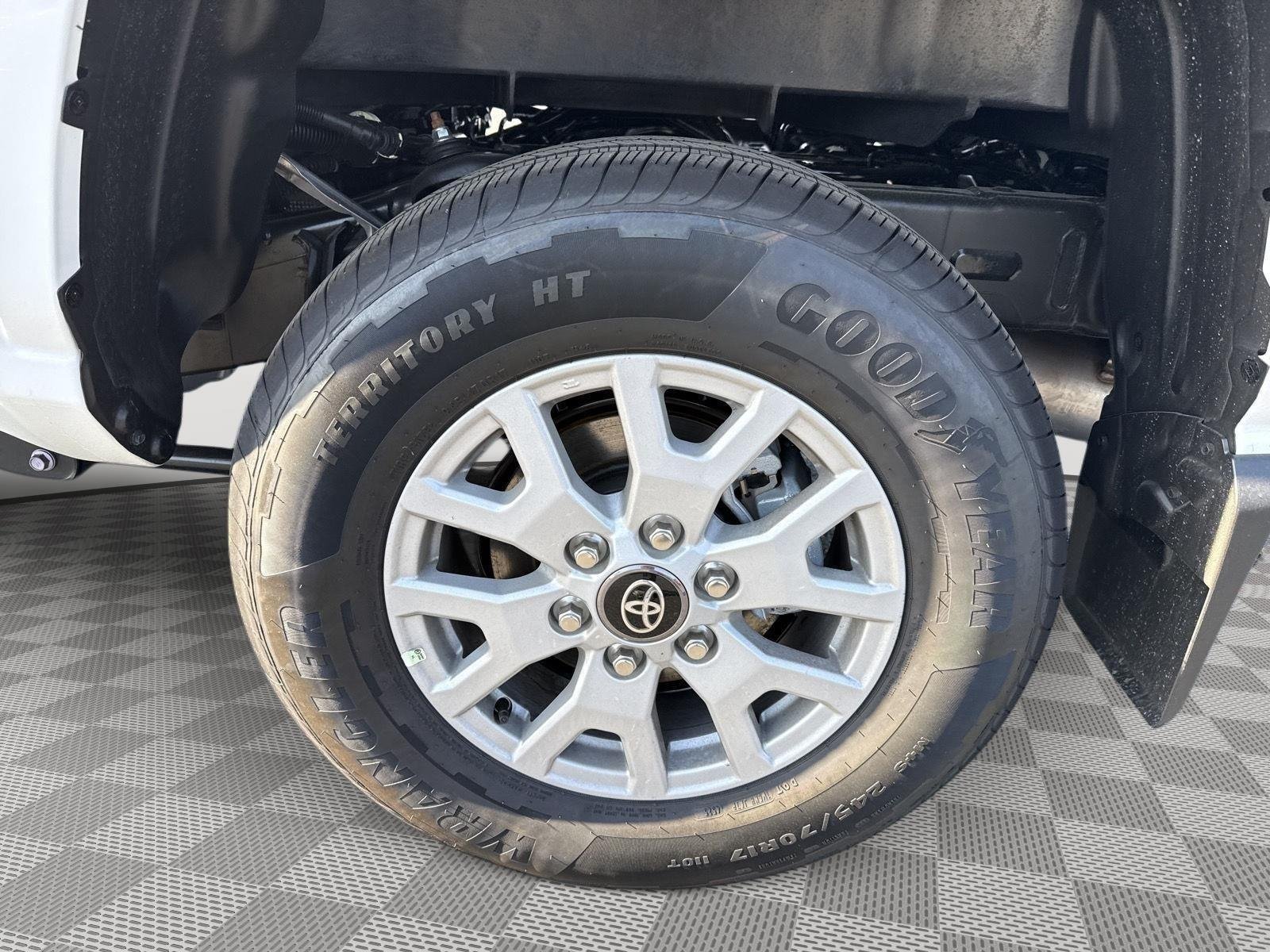 New 2026 Ice Cap Toyota  SR5 image 6