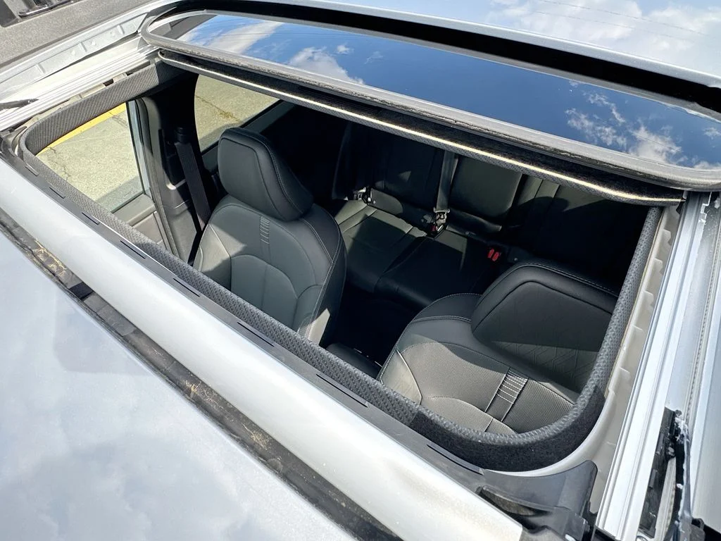 New 2026 ICE SILVER METALLIC Subaru Touring image 26
