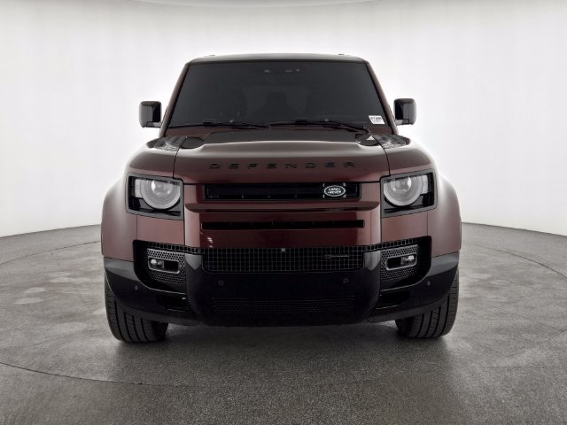 Used 2023 Sedona Red Land Rover X-Dynamic SE image 8