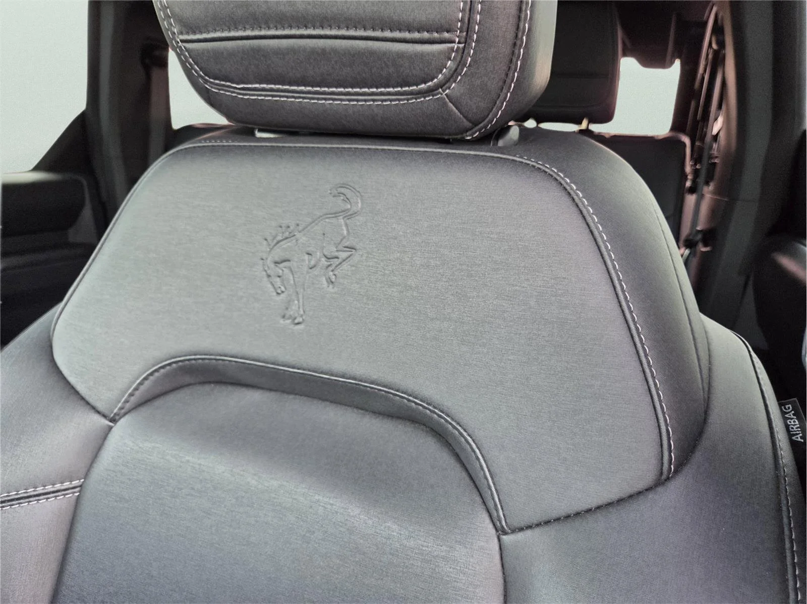 Used 2025 Shadow Black Ford Badlands image 18