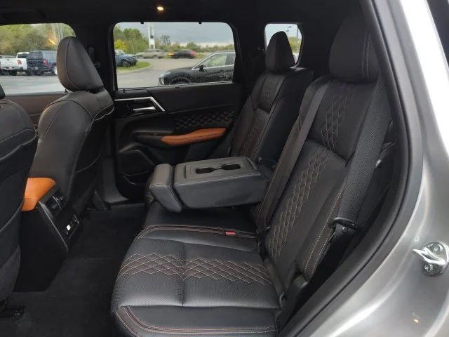 Used 2024 Silver Mitsubishi SEL image 26