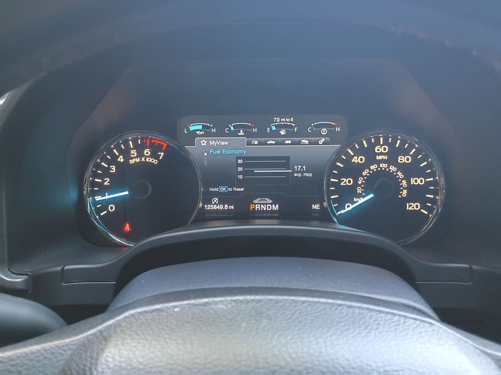 Used 2018 White Platinum Clearcoat Metallic Ford Platinum image 25