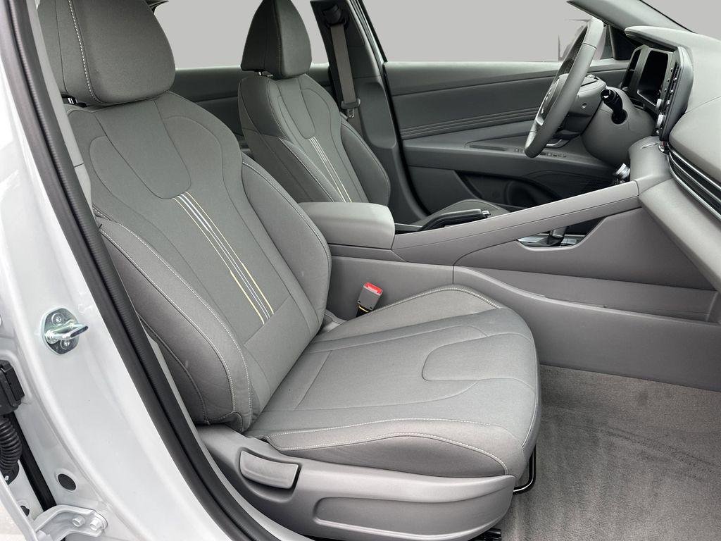 New 2026 Serenity White Hyundai SEL Sport image 24