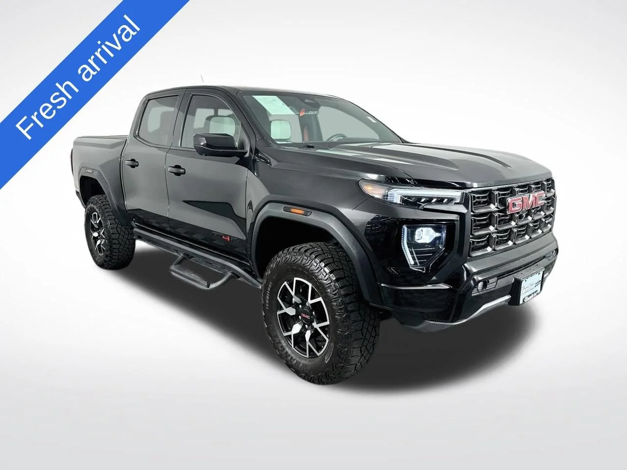 Used 2023 Onyx Black GMC AT4X image 1