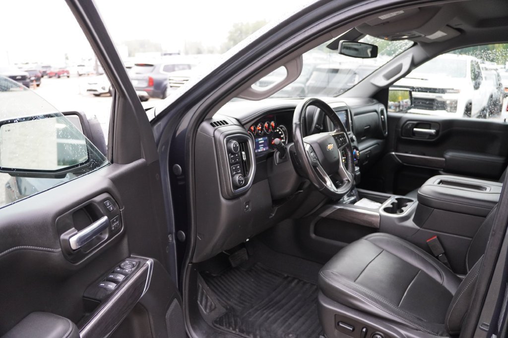 Used 2019 SHADOW GRAY METALLIC Chevrolet LTZ image 15