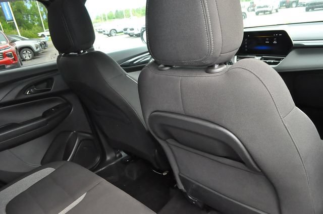 Used 2024 Mosaic Black Metallic Chevrolet LT image 25