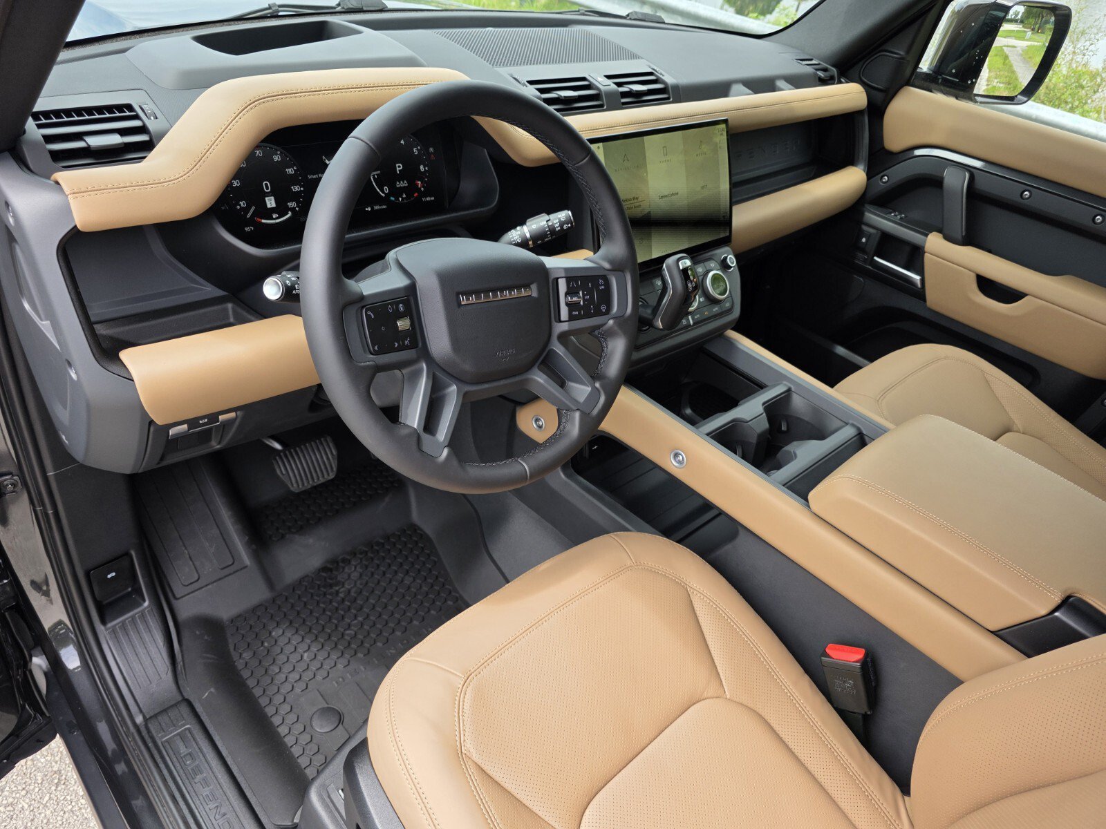 New 2026 Carpathian Grey Land Rover P400 X-Dynamic SE image 10
