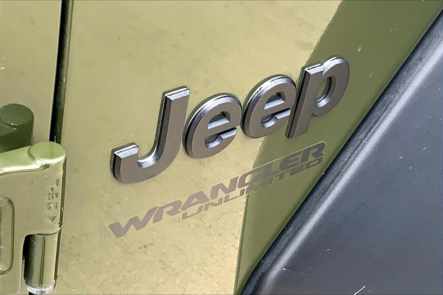 Used 2021 Sarge Green Clearcoat Jeep Unlimited Willys image 30