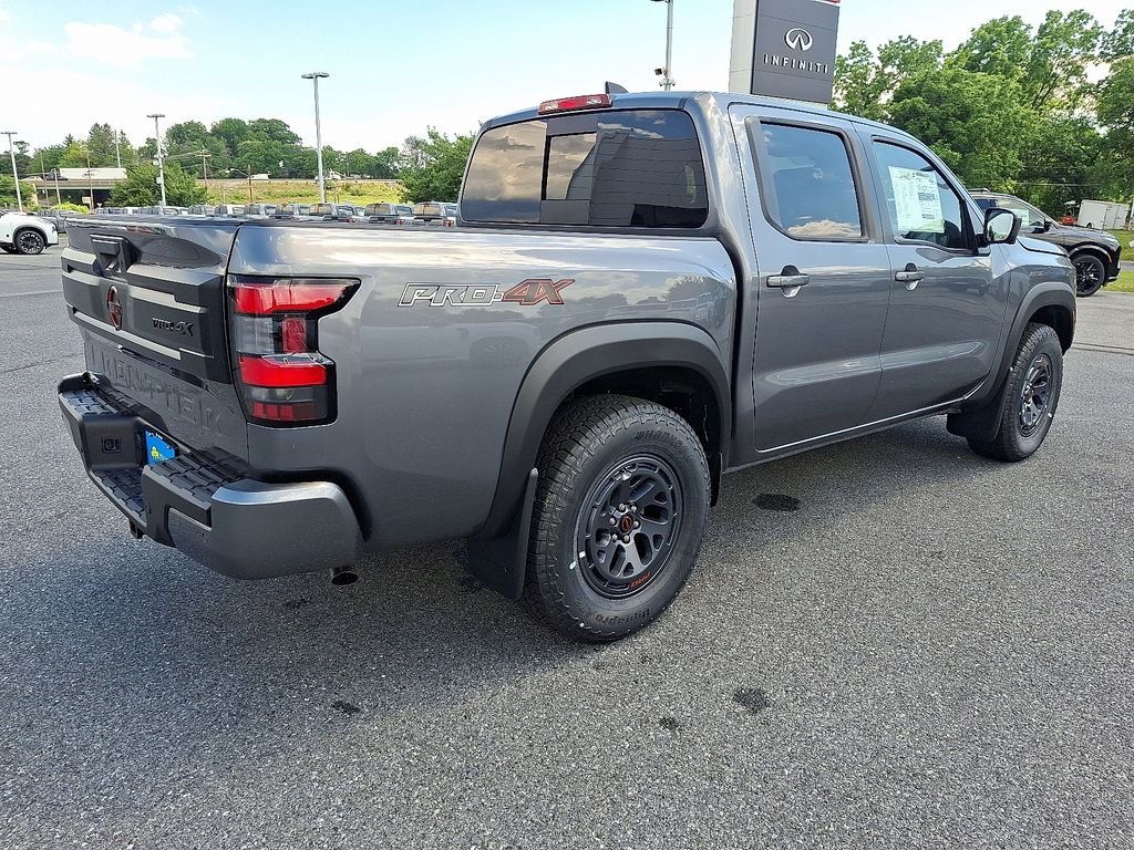 2026 Nissan Frontier — photo 4
