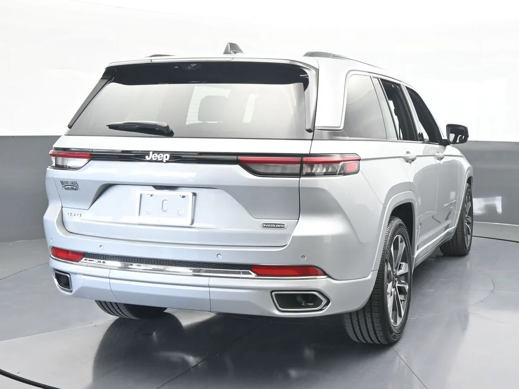 2024 Jeep Grand Cherokee Overland - Photo 5