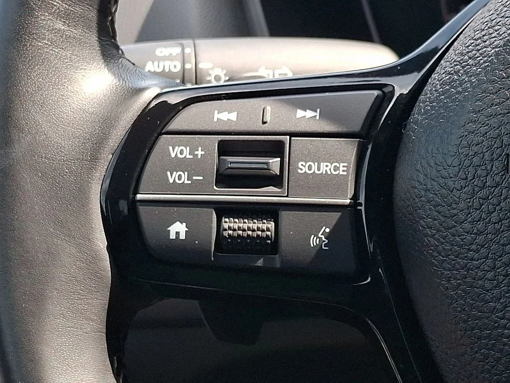 2025 Honda Civic Sport - Photo 20