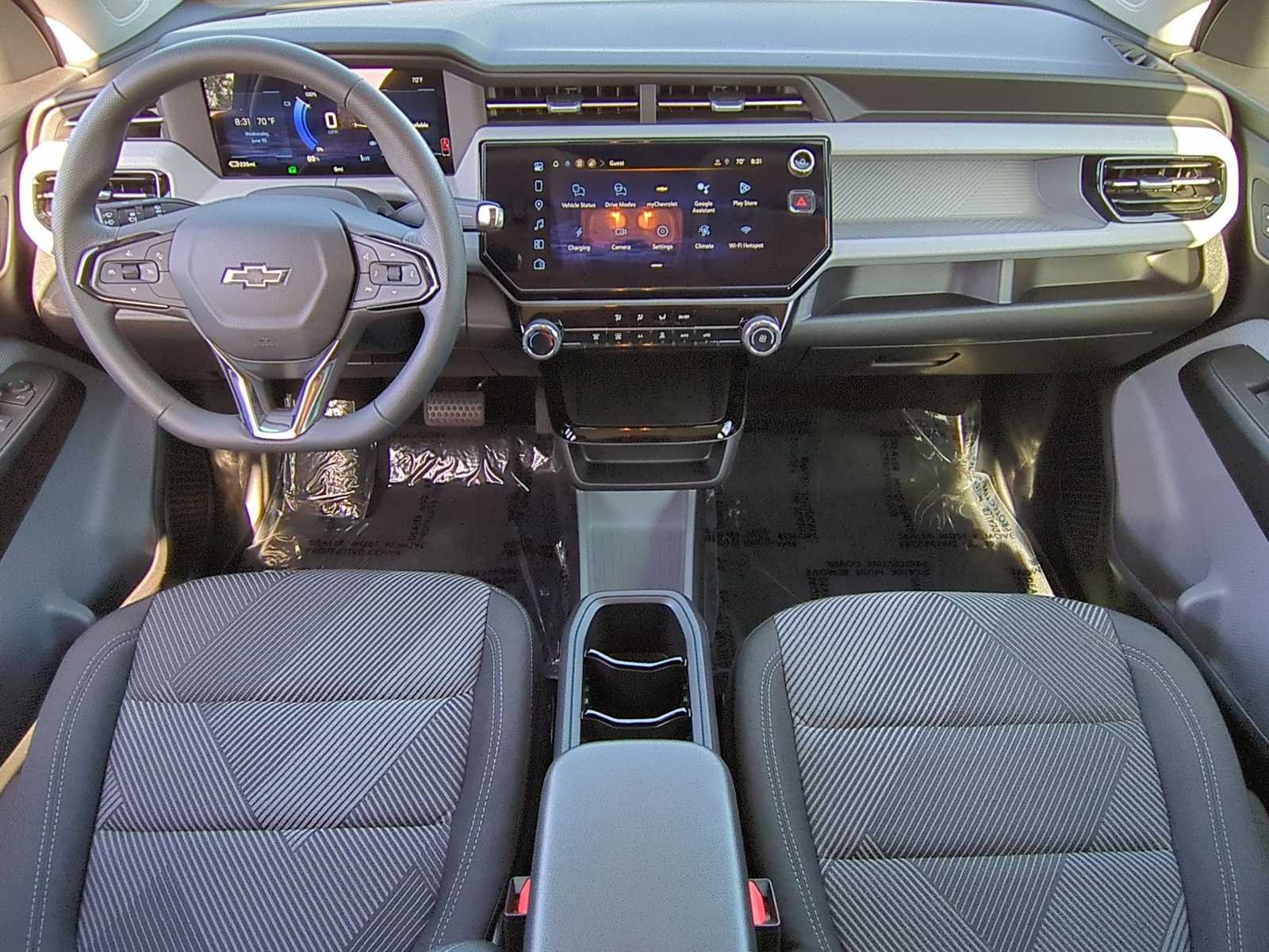 2027 Chevrolet Bolt LT - Photo 13