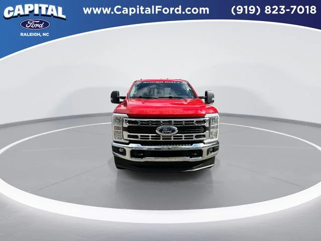 Used 2024 Red Ford XLT image 3