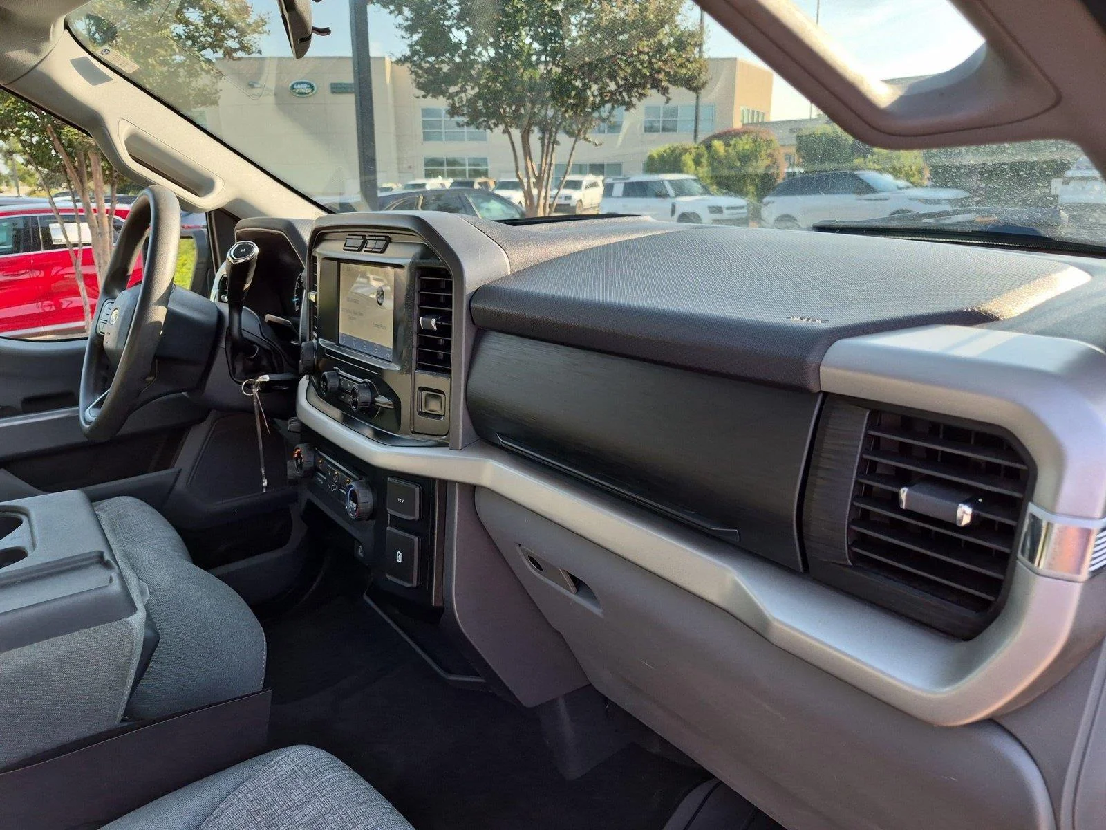 Used 2022 Antimatter Blue Metallic Ford XLT image 33
