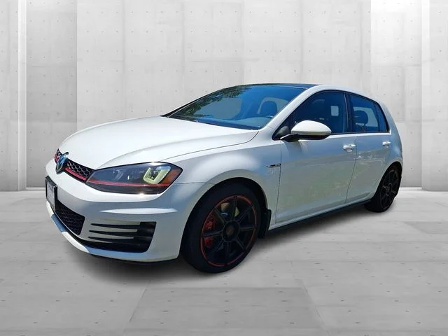 Used 2017 White Volkswagen  image 3