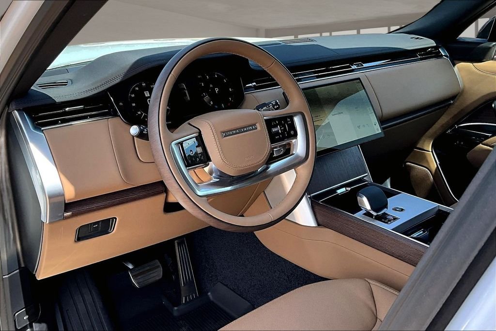 New 2026  Land Rover SE image 6