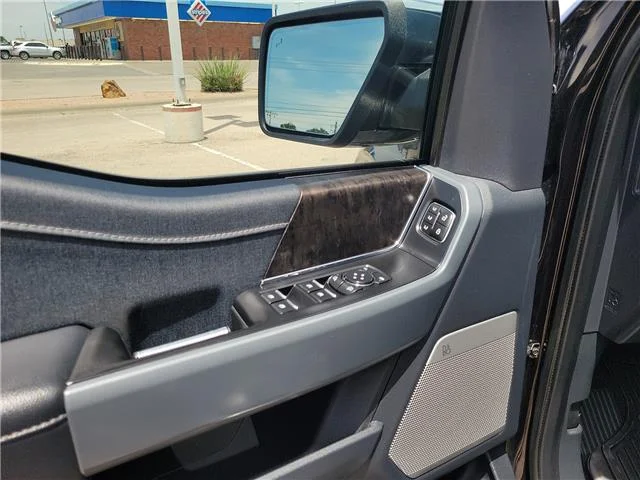 Used 2023 Agate Black Metallic Ford Lariat 4x4 SuperCrew Cab 6.5 ft. box 157 in. WB image 12