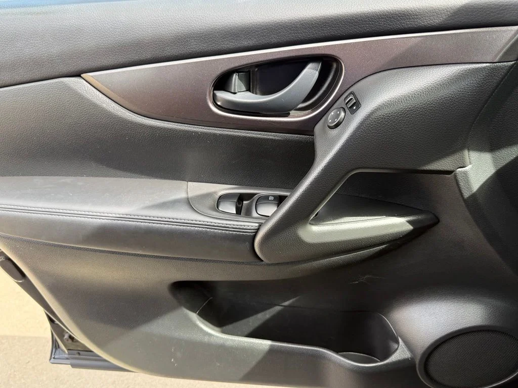 2020 Nissan Rogue Sport S - Photo 23