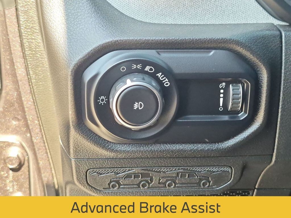 Used 2024 Gray Jeep Sport S image 22