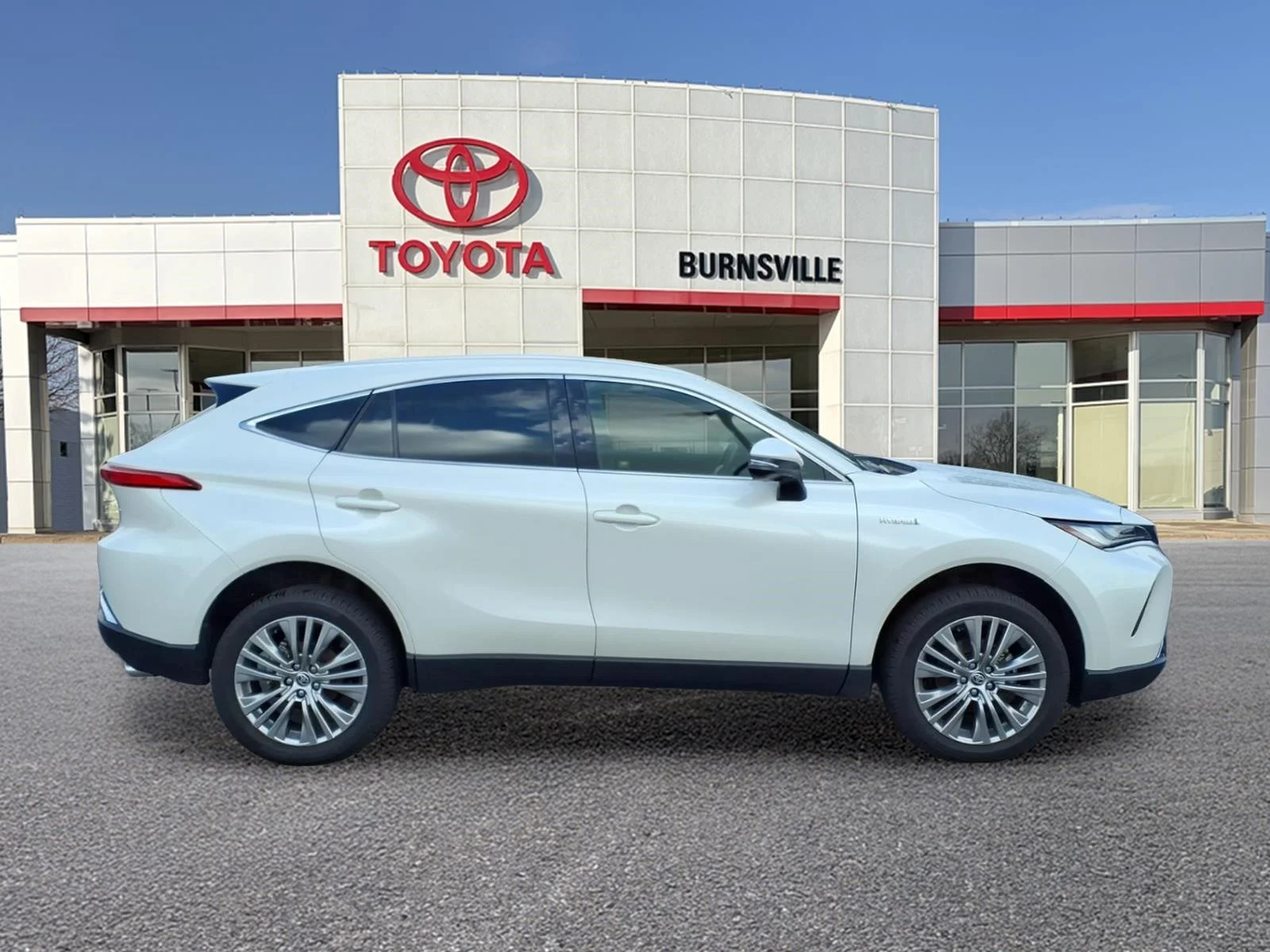 Certified 2021 Toyota Venza XLE with VIN JTEAAAAH2MJ021293 for sale in Burnsville, Minnesota