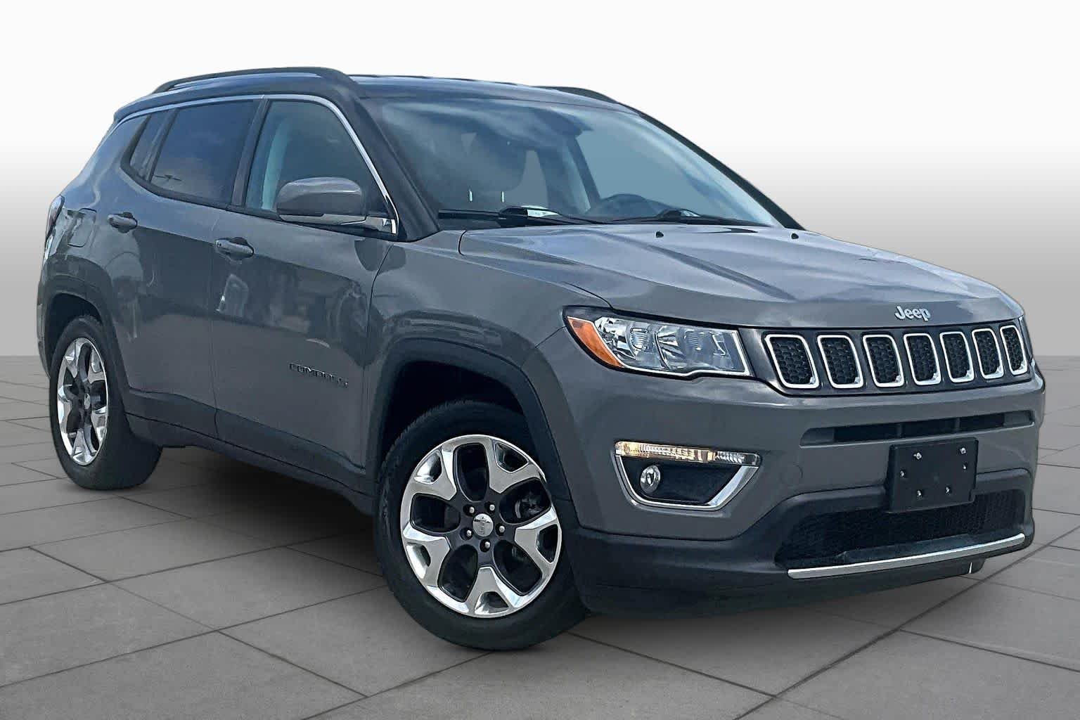 Used 2020 Sting-Gray Clearcoat Jeep Limited image 2