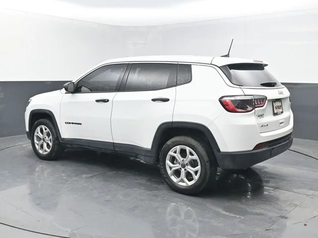 Used 2025 White Jeep Sport image 3