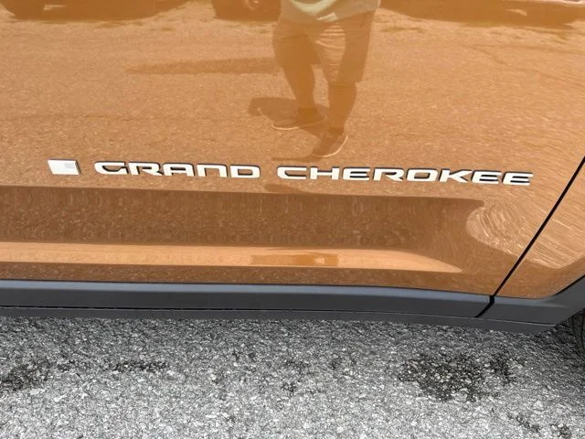 New 2026 Copper Shino Metallic Clearcoat Jeep Limited image 13