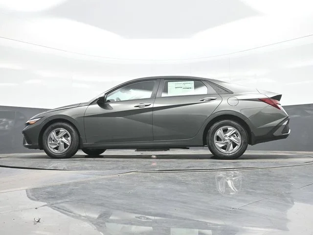 New 2026 Gray Hyundai SE image 20