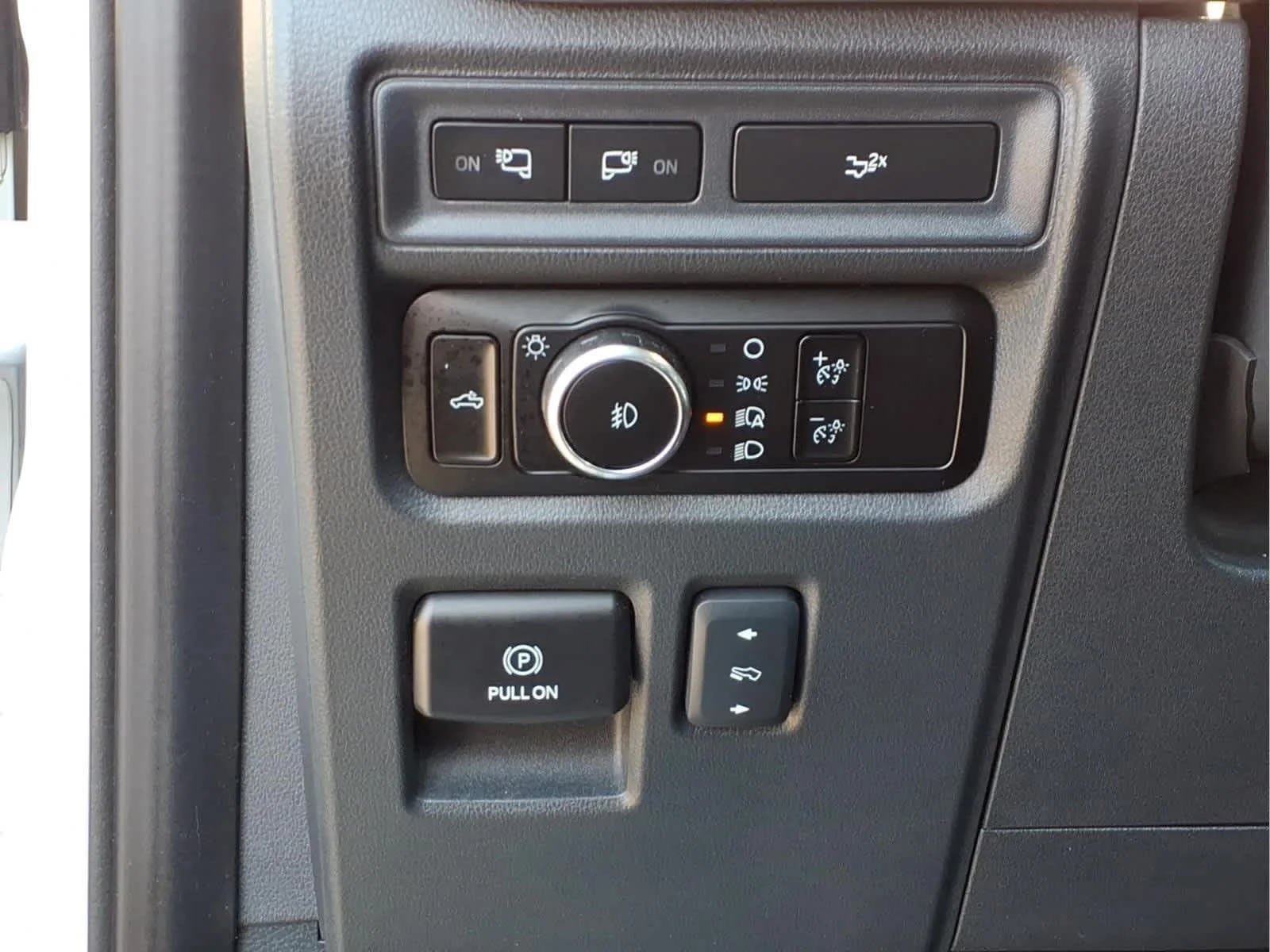 Used 2023 Oxford White Ford Raptor image 13