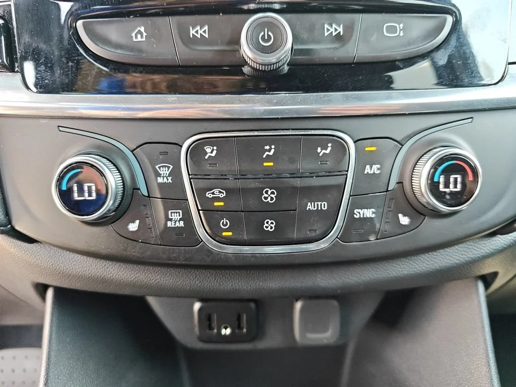 Used 2023 STERLING GRAY METALLIC Chevrolet LT Cloth image 24