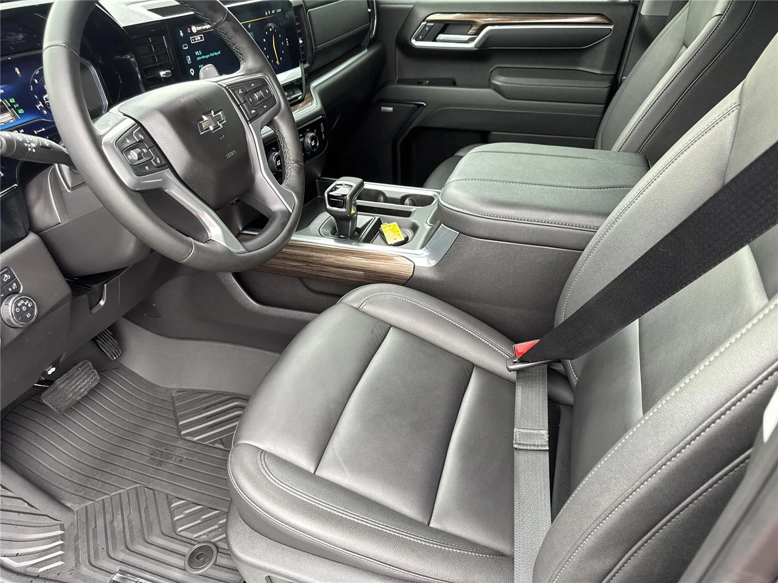 Used 2025 Black Chevrolet LT Trail Boss image 12