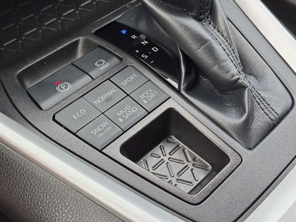 Used 2023 Black Toyota XLE image 27