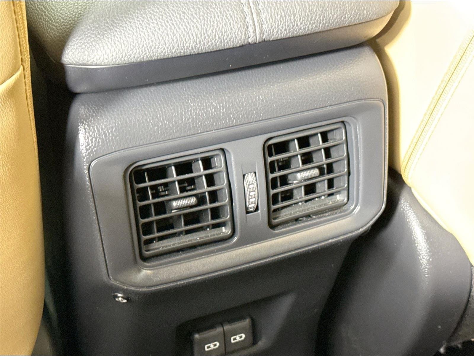 Used 2025 Midnight Black Metallic Toyota XLE Premium image 35