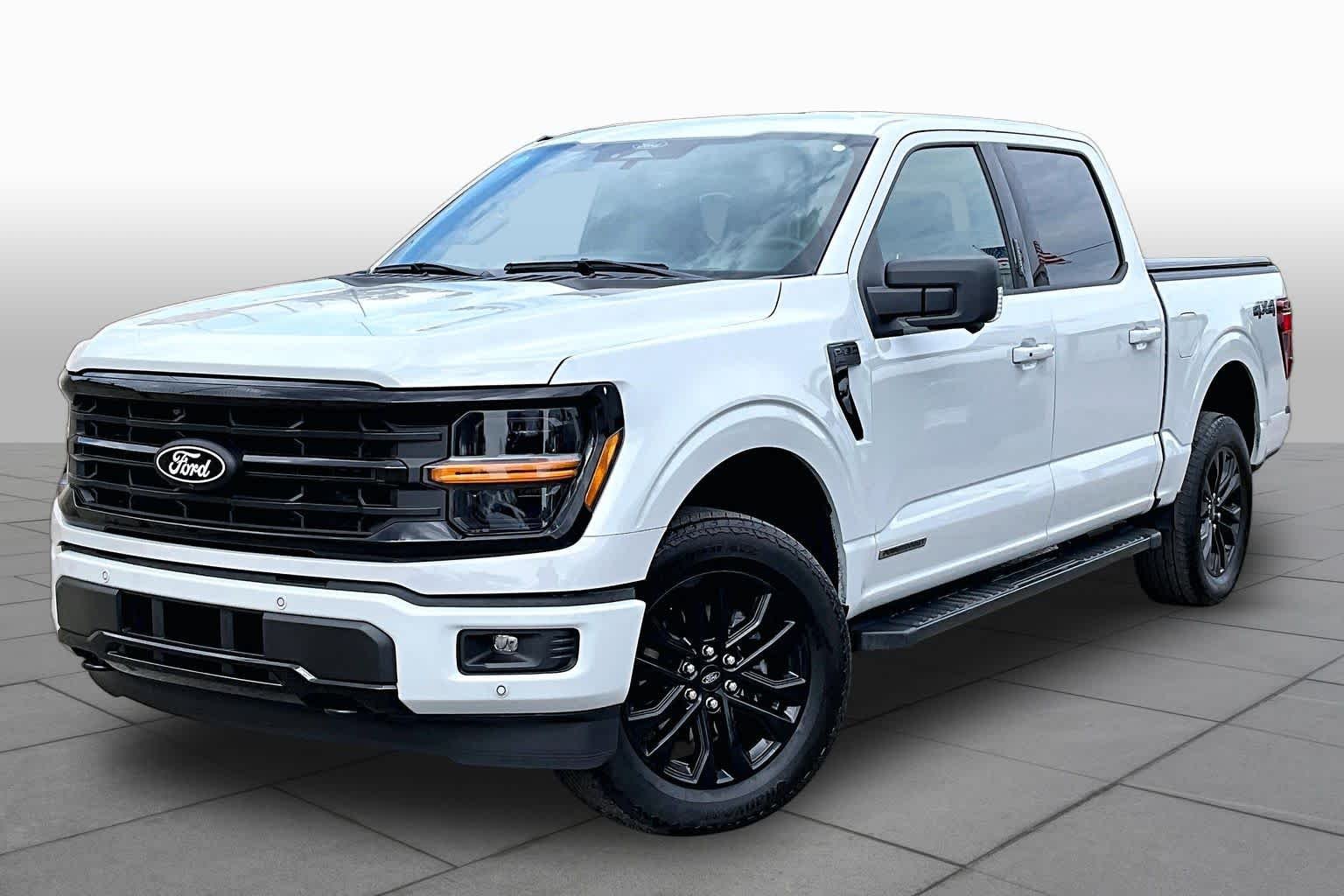 Used 2024 Carbonized Gray Metallic Ford XLT image 35