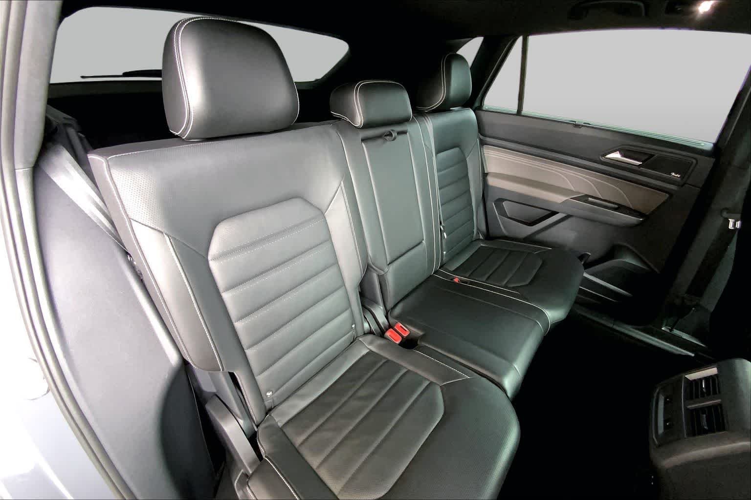 Used 2023 Pure Gray Volkswagen 3.6L V6 SEL Premium R-Line image 20
