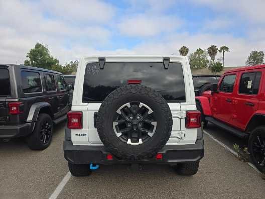 Used 2025 Bright White Clearcoat Jeep Rubicon image 5