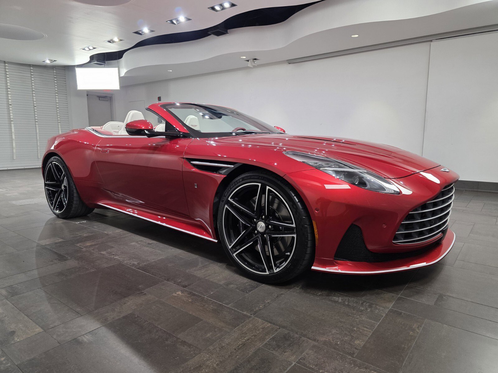 2026 Aston Martin DB12 Volante's photo