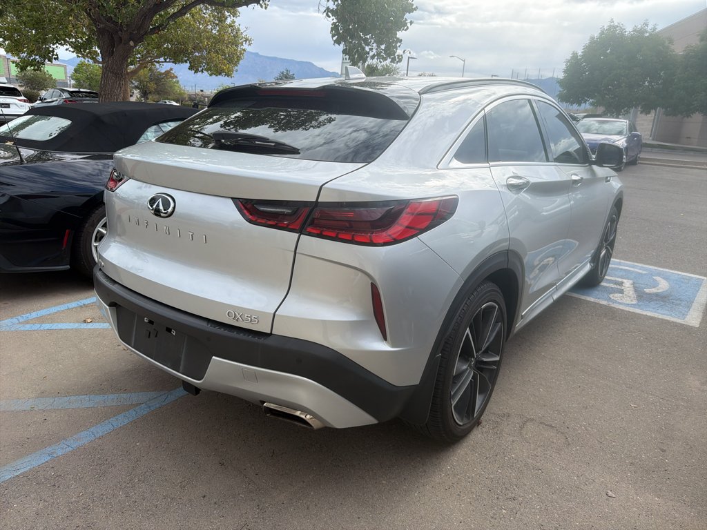 Used 2022 Liquid Platinum INFINITI ESSENTIAL image 4