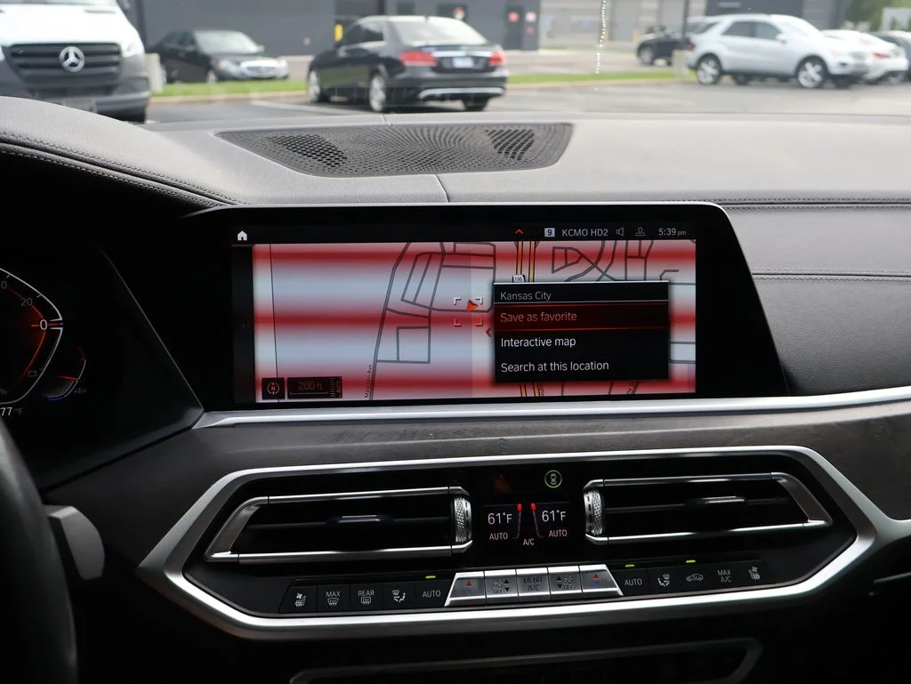 Used 2021 Black BMW xDrive40i image 46