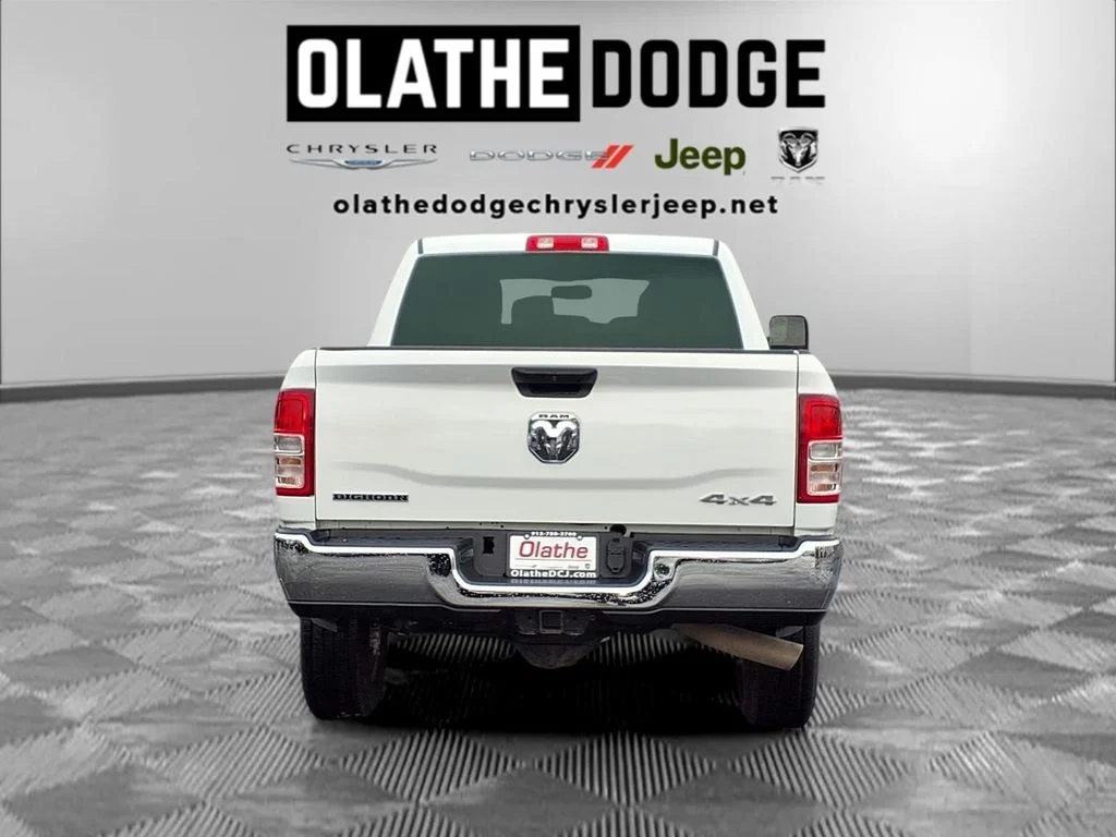 Used 2024 White Ram Big Horn image 27