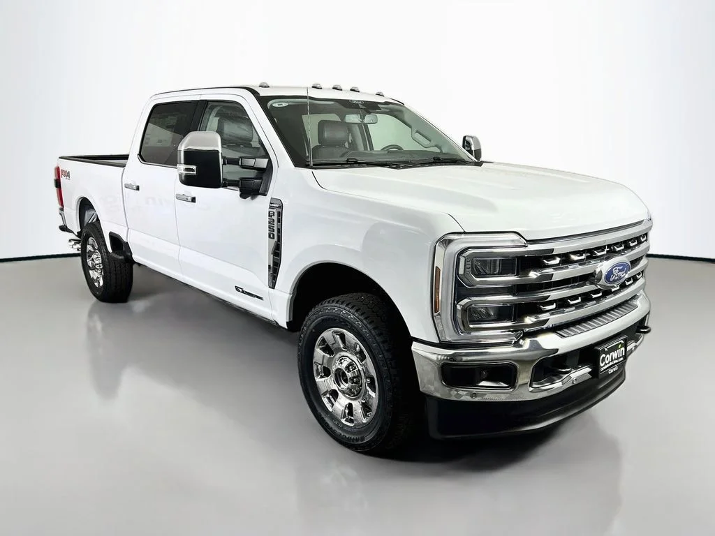 New 2026 Oxford White Ford Lariat image 1