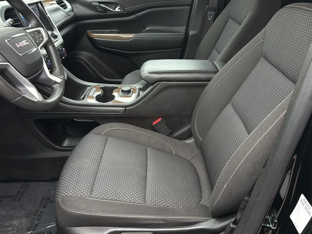Used 2023 Black GMC SLE image 4