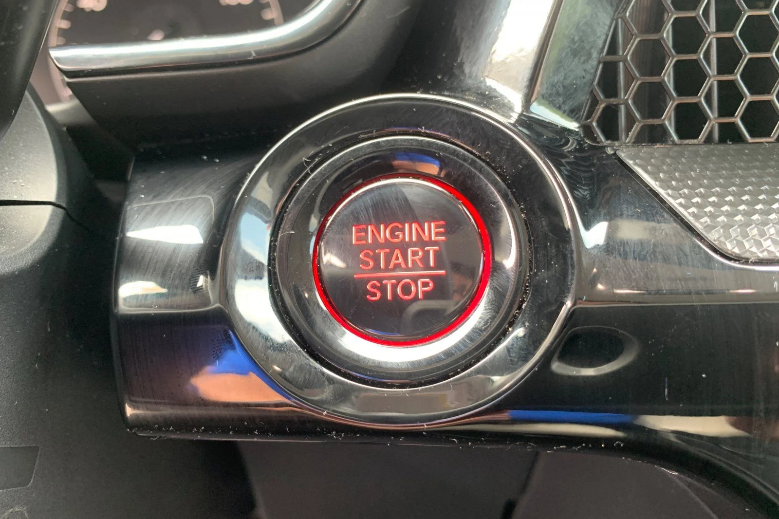 Used 2025 Red Honda EX-L image 26