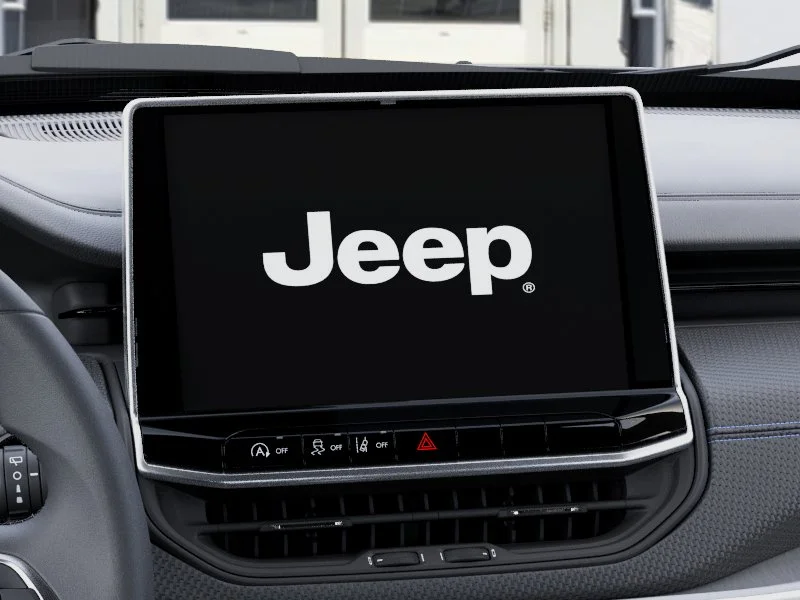 New 2026 Bright White Clear-Coat Exterior Paint Jeep Latitude image 49