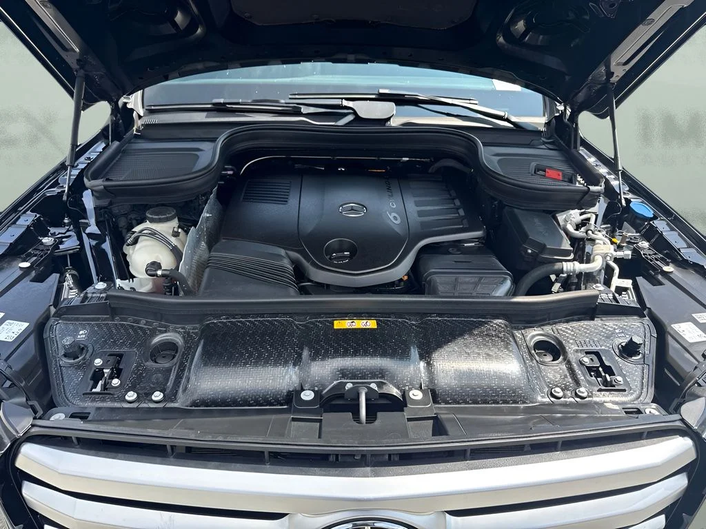 Used 2024 Black Mercedes-Benz GLS 450 image 28