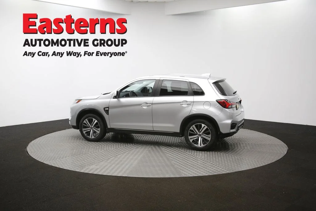 Used 2023 Silver Mitsubishi 2.0 ES image 59
