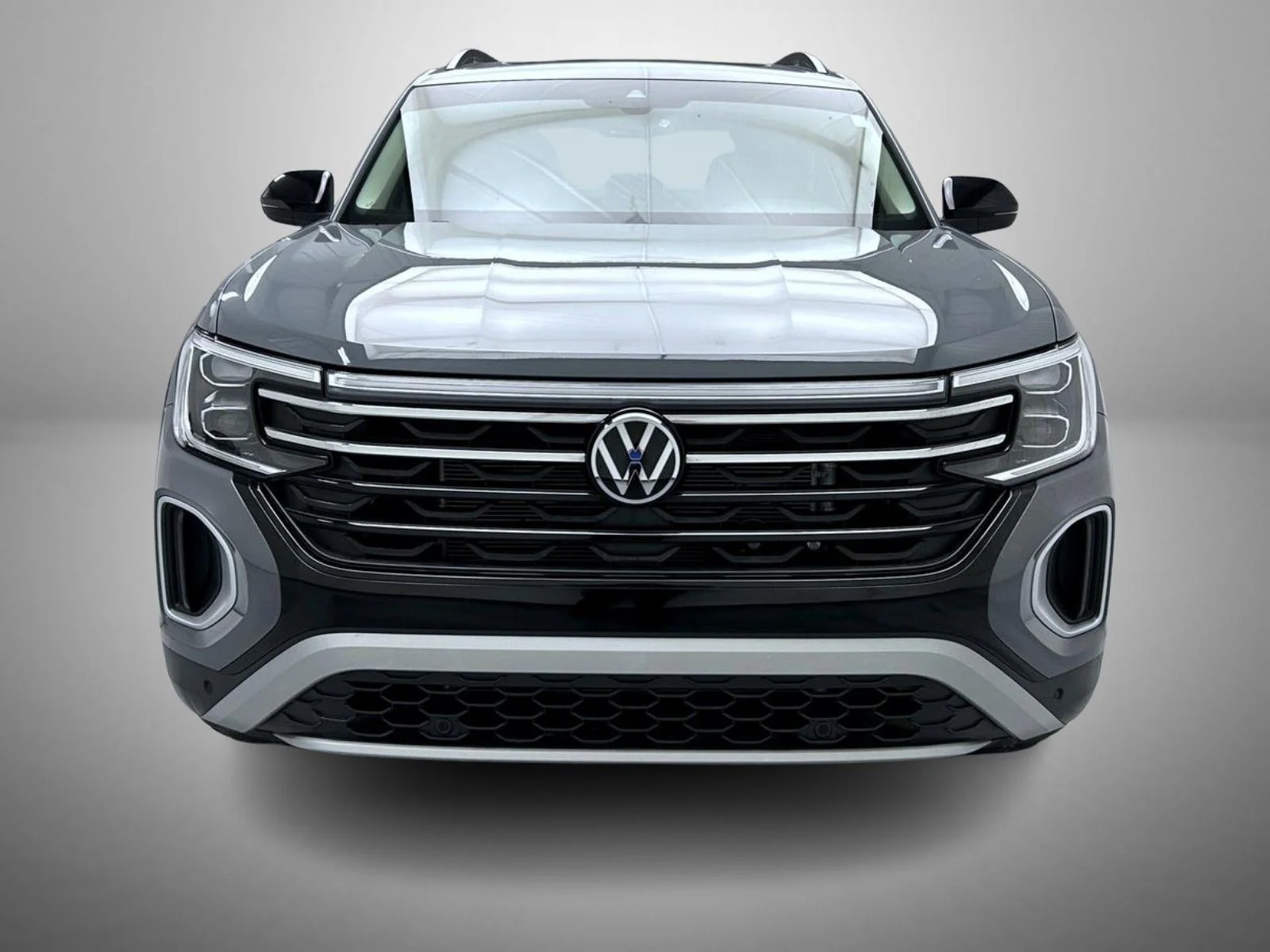 Used 2025 Gray Volkswagen 2.0T Peak Edition image 2