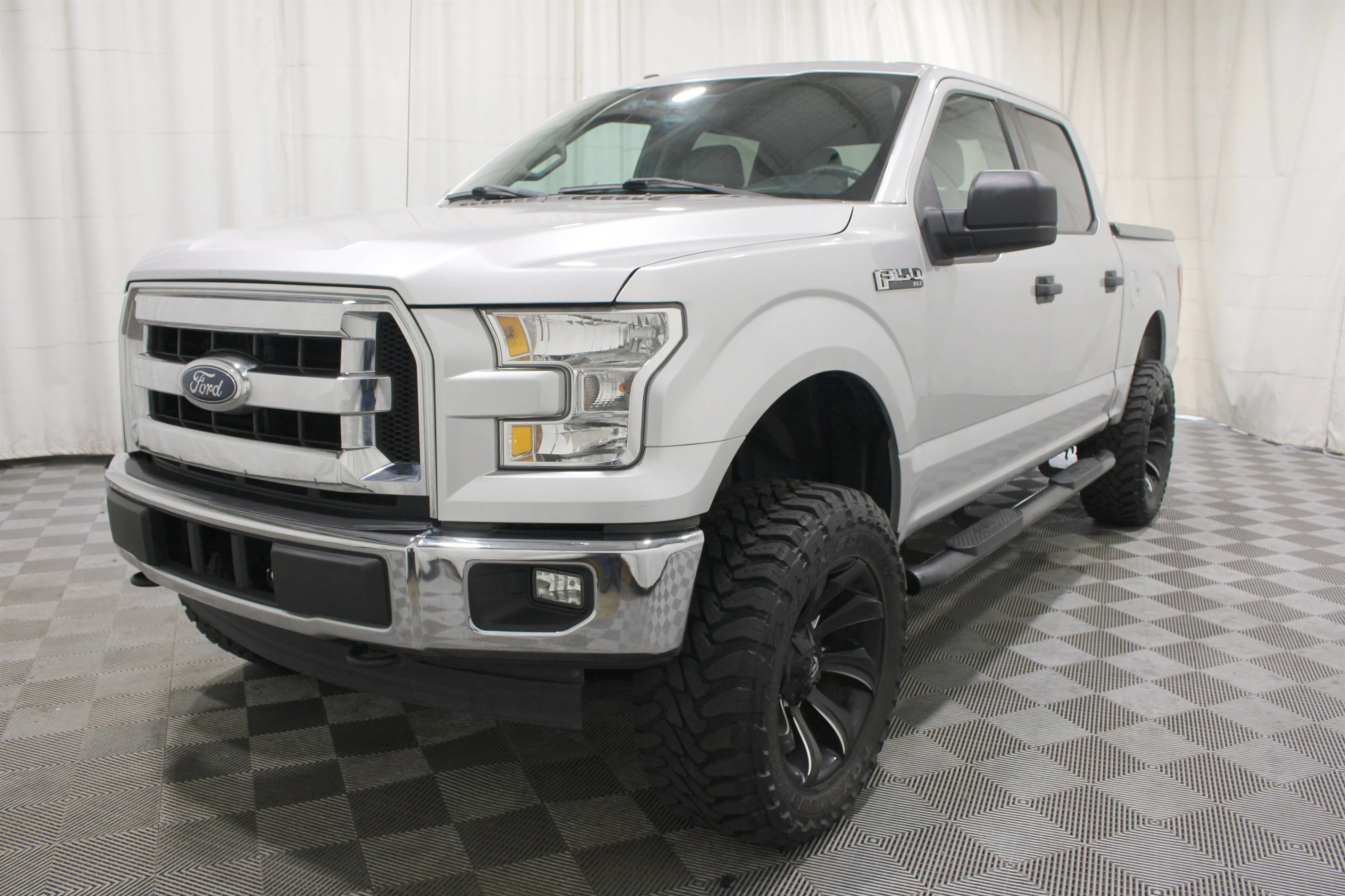 2017 Ford F-150 XLT - Photo 32